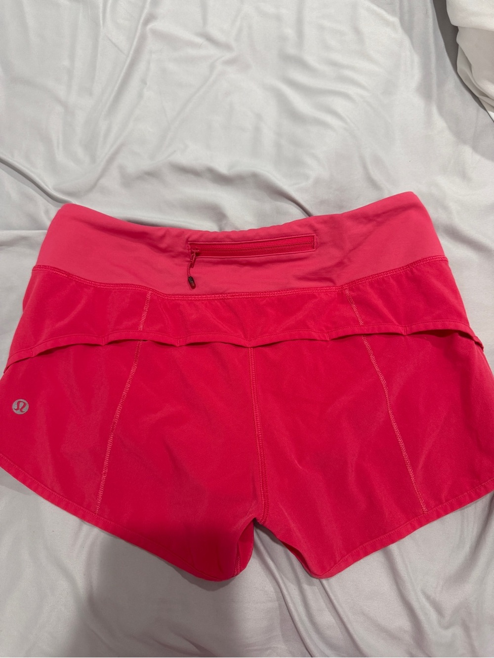 Lululemon Speed Up Shorts size 2 - Picture 2 of 2